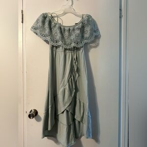 No Boundaries Textured Top in Light Gray